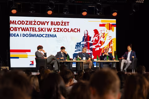Ładowanie...